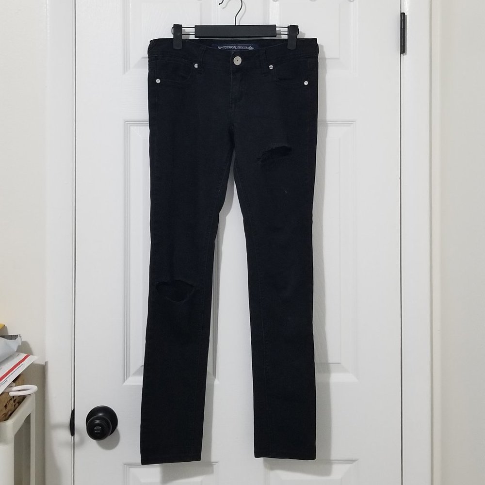 Almost Famous Premium distressed jeans size 9
